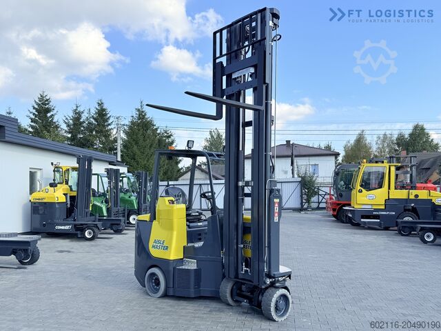 Chariot élévateur quatre roues Combilift AISLE MASTER TRIPLEX 8500 FREE LIFT TOP1