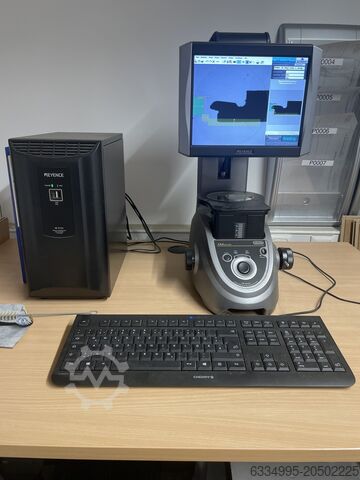 Digital measuring projector Keyence IM-6025