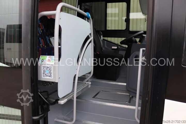 Intercitybusz Iveco Crossway 13m Pop Light / Double middle door / N...