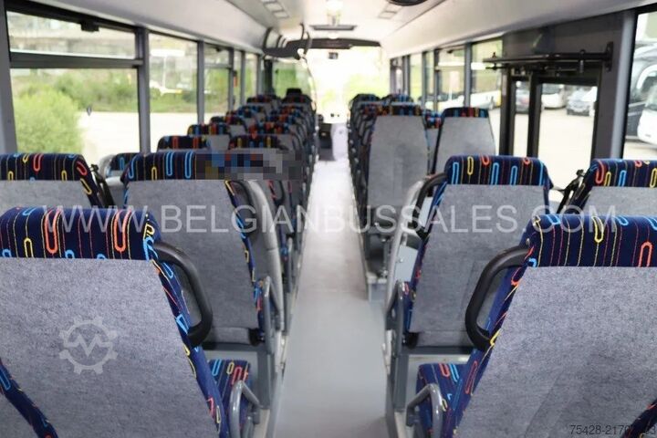 Intercitybusz Iveco Crossway 13m Pop Light / Double middle door / N...