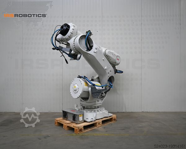 Robot industrial ABB IRB6700-300/2.7 IRC5 (RW6 with LeanID)