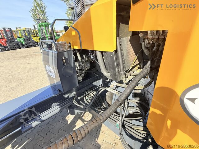 Empilhadeira de quatro direções Combilift C4000 / GAS / DUPLEX 5500 / FREE-LIFT