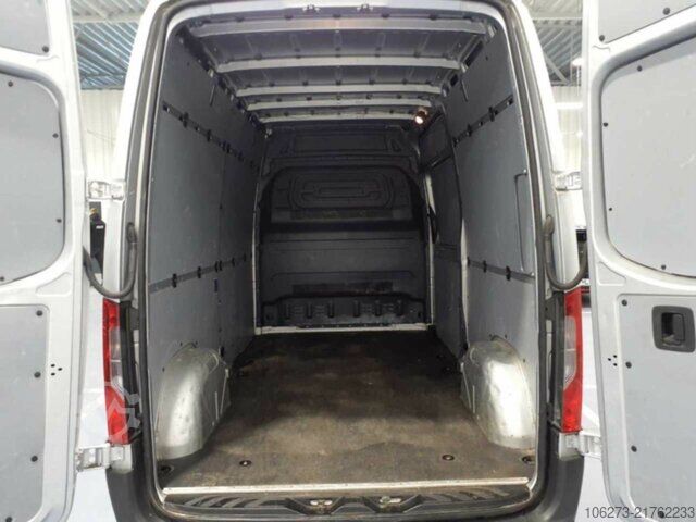 Varevogn Mercedes-Benz Sprinter215 KA,3924mm,Autokmatik,Kamera