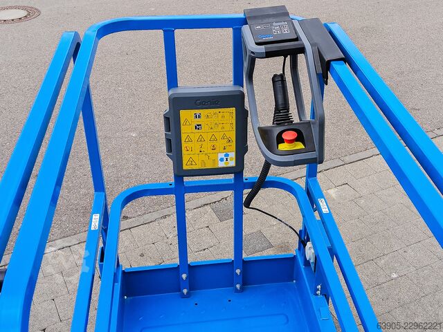 Scissor platform Genie GS 1932