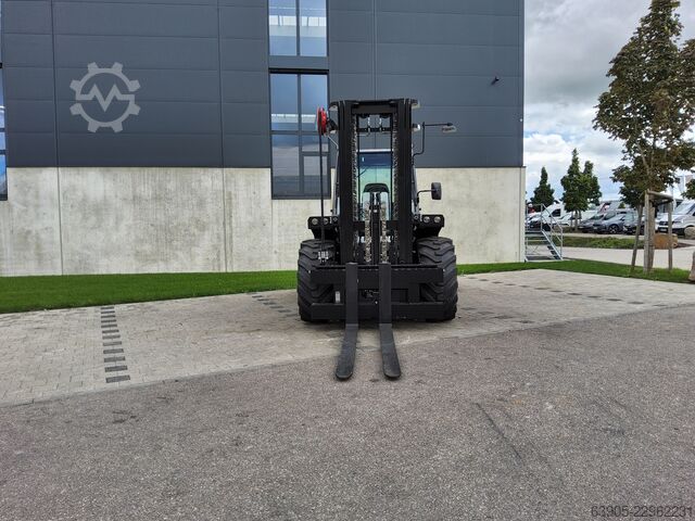 All-terrain forklift Manitou M 50-4 D