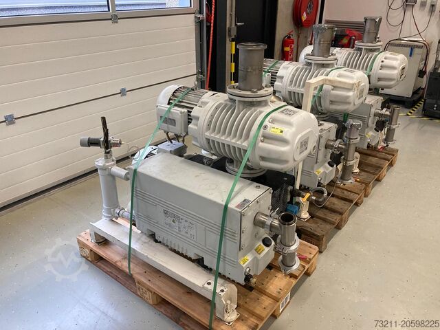 Vakuumska pumpa Leybold SV300 + WS1001