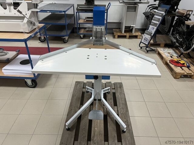 Cortadora de esquinas para tapas duras Samed Innovazioni MM 1 Corner cutter for hardcovers