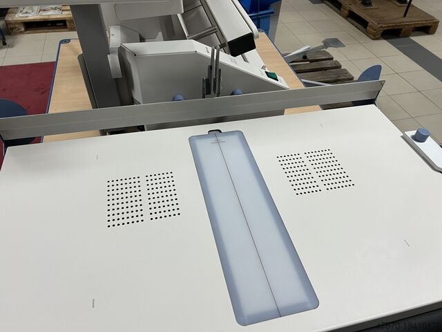 Mesa de montaje de tapas duras Fastbind Casematic H32 PRO Hard Cover Mounting Table