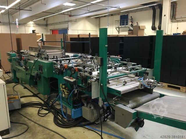 Automatische casemaker Crathern AR 700