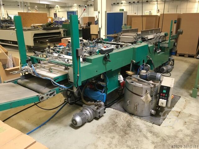 Automatische casemaker Crathern AR 700