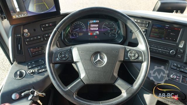 Autokar MERCEDES-BENZ Tourismo RHD, 55 Sitze, Euro 6