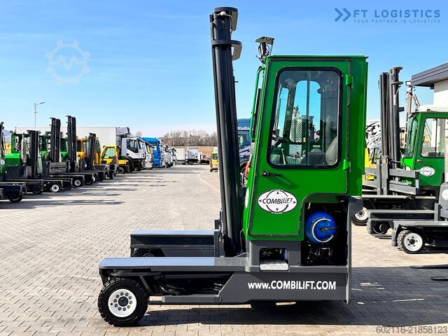 Cărucior cu stivuitor cu 4 căi Combilift C4000 / LPG / DUPLEX / 4500MM /FREE LIFT
