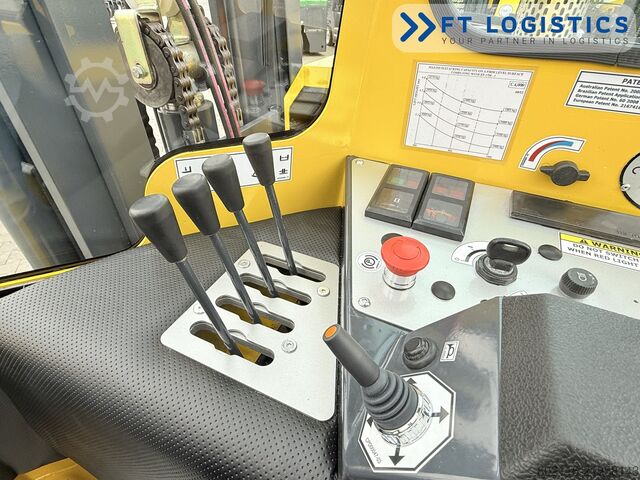 Stivuitor cu patru direcții Combilift C4000 GAS DUPLEX 4600 FORK POSITIONER
