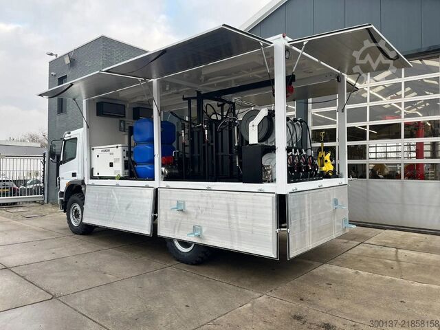Camion de service Mercedes-Benz Atego 1725 A 4x4 Mercedes-Benz Atego 1725 A 4x4 Service Truck