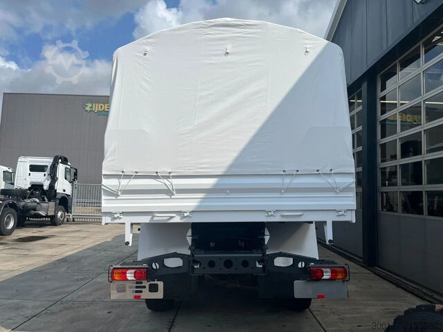 Bâche Mercedes-Benz Arocs 3340 A 6x6 Cargo Truck