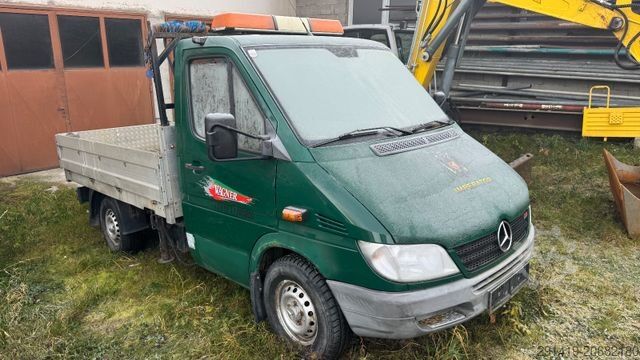 Pick-up kombi MERCEDES-BENZ Sprinter Pritsche 313 CDI mit Kran BJ 2003