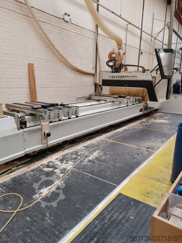 Centrum obróbcze CNC SCM Record 132 TVN