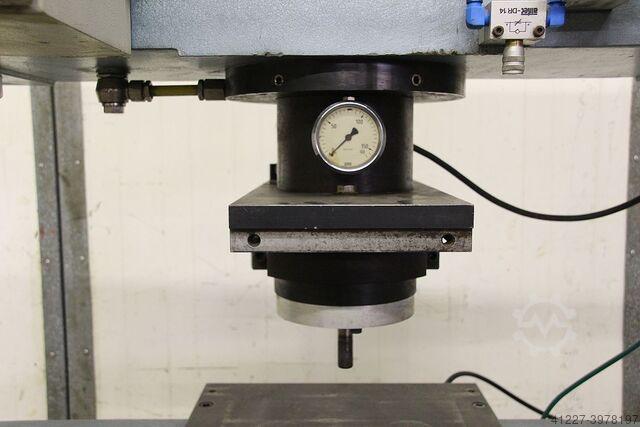 Druk-embossing-stempelmachine (defect) Pressor P18
