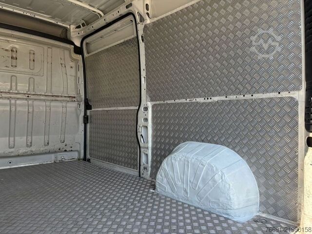 Dodávka s vysokou střechou Citroen Jumper 33 Van L2 H2 - Euro 6