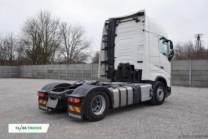 Standardowy ciągnik siodłowy VOLVO FH 500 Globetrotter XL I-ParkCool ACC