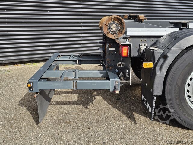 Hook arm system Volvo FM 420 8x2 / HIAB HOOKLIFT + 30 t/m CRANE - KRAN