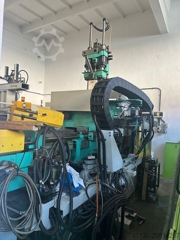 Vstřikovací stroj Arburg 570C 2000-350/150