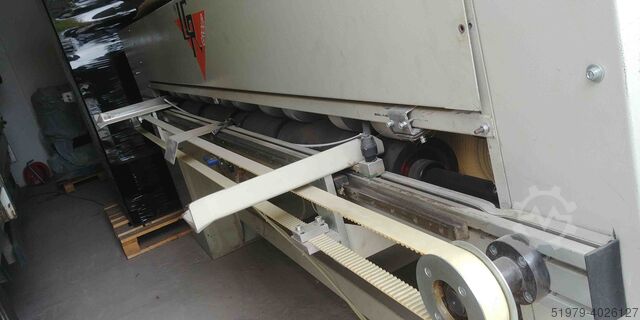Macchina da taglio CNC per cartone LCR Bologna Tipo Impianto