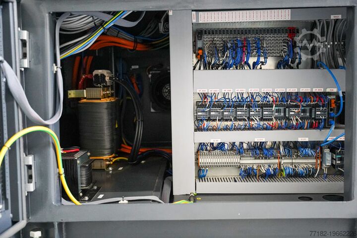 Spuitgietmachine FERROMATIK MILACRON eQ-280 - 2290