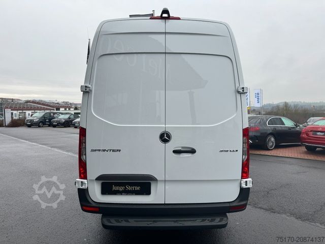 Furgoneta de caja alta MERCEDES-BENZ Sprinter 319 CDI 4325 LED Klimaautom Kamera
