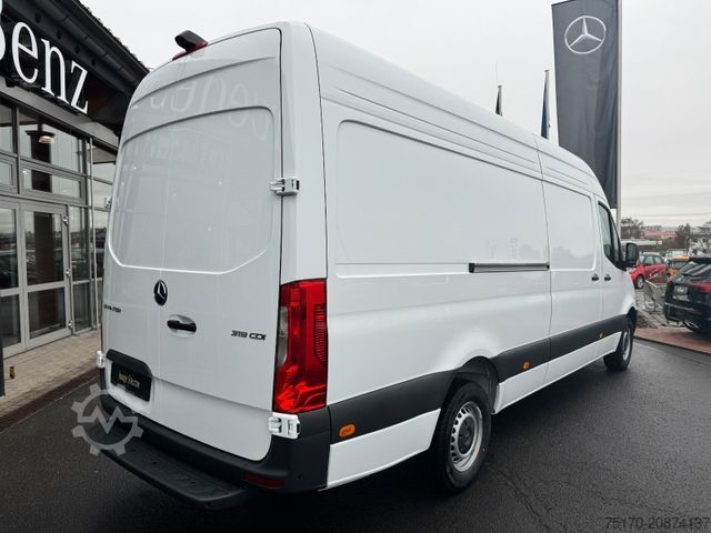 Furgoneta de caja alta MERCEDES-BENZ Sprinter 319 CDI 4325 LED Klimaautom Kamera