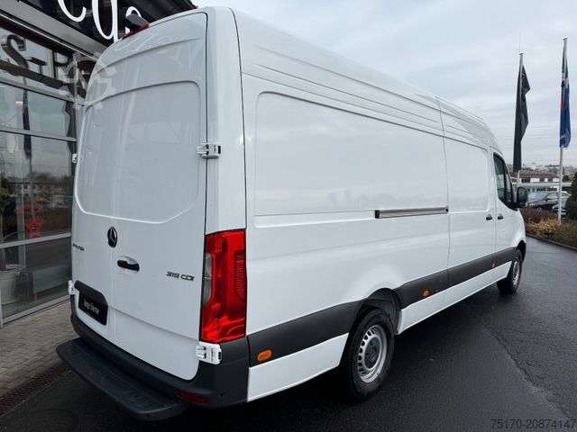 Furgoneta de caja alta MERCEDES-BENZ Sprinter 319 CDI 4325 Klima Kamera LED