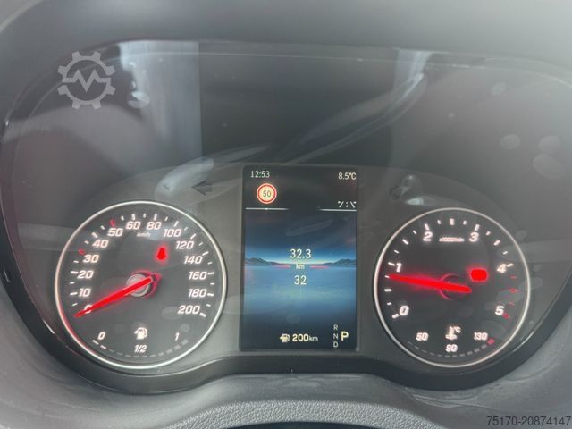 Furgoneta de caja alta MERCEDES-BENZ Sprinter 319 CDI 4325 Klima Kamera LED