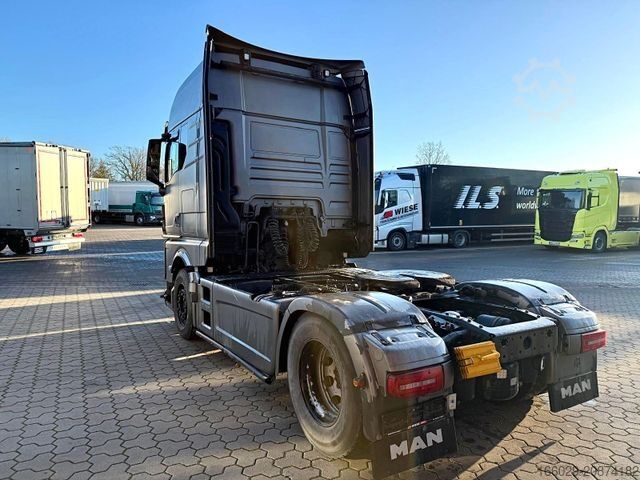 Standard tractor unit MAN TGX 18.510 Top Ausstattung Schubboden Hydraulik