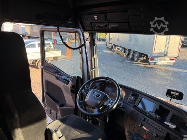 Standard tractor unit MAN TGX 18.510 Top Ausstattung Schubboden Hydraulik