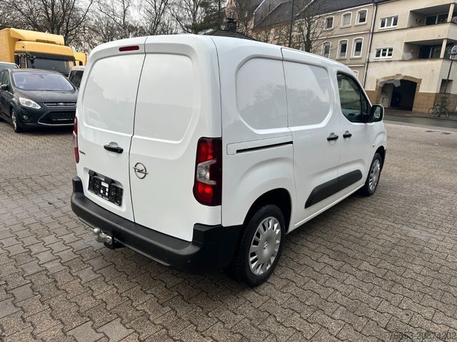 Bestelwagen OPEL Combo Cargo 75kw * Klimaut. * Navi * PDC