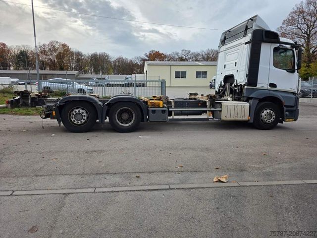 Wechselfahrgestell LKW MERCEDES-BENZ 2545 BDF, Multiwechsler,neue Injektoren+ Ölpumpe