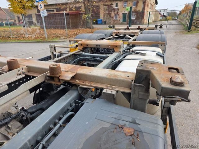 Wechselfahrgestell LKW MERCEDES-BENZ 2545 BDF, Multiwechsler,neue Injektoren+ Ölpumpe