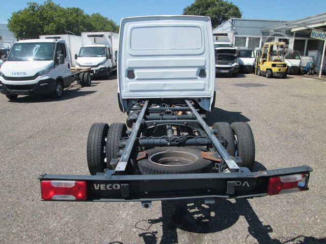 Furgonalváz IVECO 35 C13*Fahrgestell*