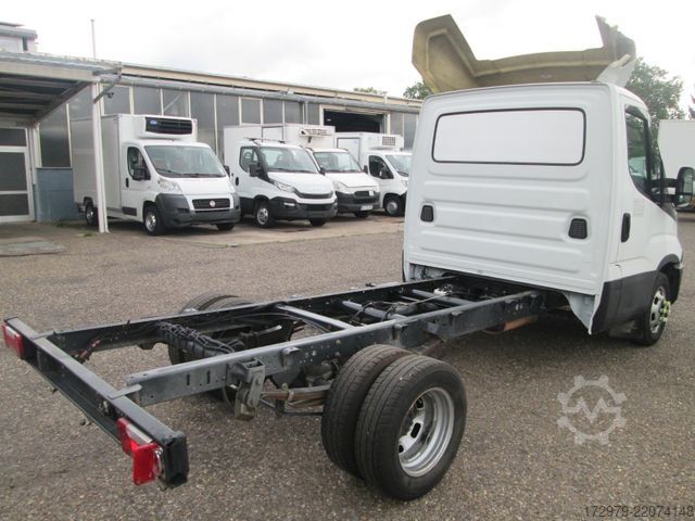 Bestelwagenchassis IVECO 35 C14*Fahrgestell*