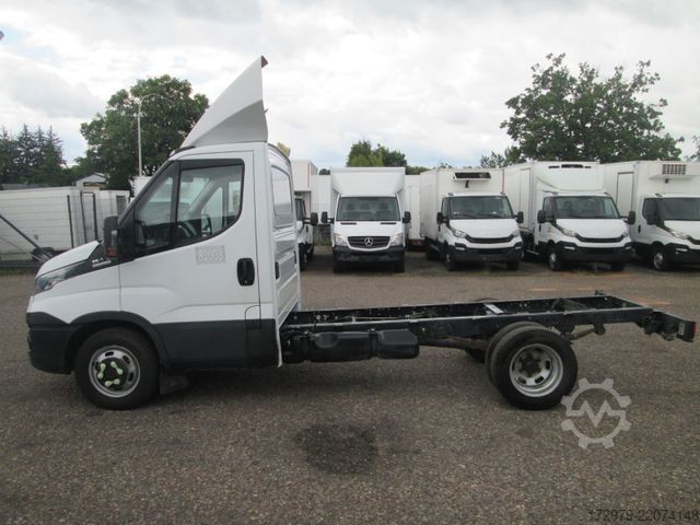 Bestelwagenchassis IVECO 35 C14*Fahrgestell*