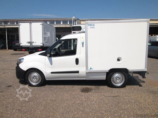 Chladírenská dodávka FIAT Doblo 1.3*Carrier-Tiefkühler*Euro 5*