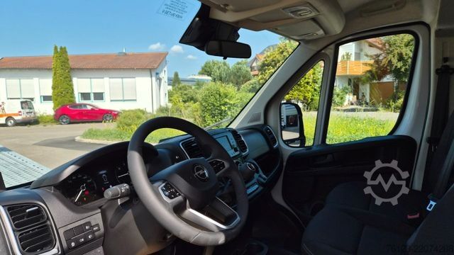 Minibus FIAT 1x Ducato 1x  Opel Movano 18 SS  in Stock