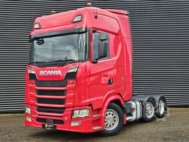 Přeprava objemu Scania S580 V8 / 6x2/4 / MEGA / LOWDECK