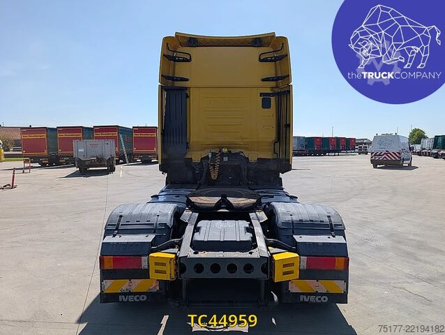 Estándar-SZM Iveco Stralis 440 S45