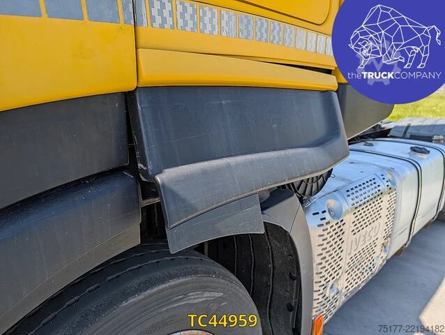Estándar-SZM Iveco Stralis 440 S45