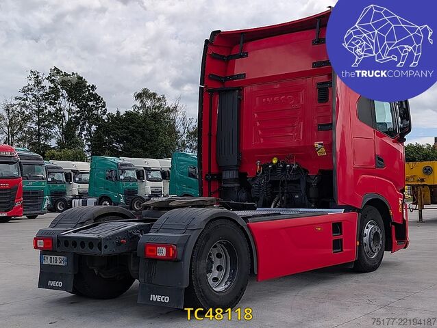 Estándar-SZM Iveco S-Way 510
