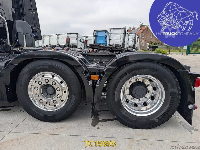 Estándar-SZM Renault T 520