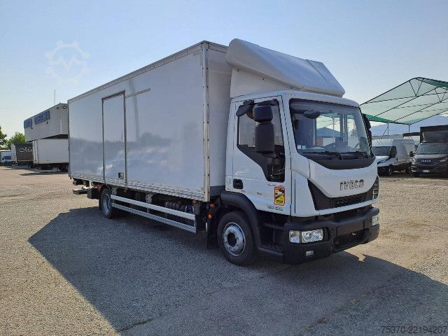 Camión caja IVECO EUROCARGO ML120E22P