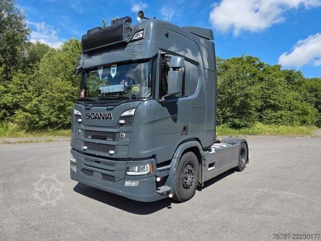 Tractor estándar SCANIA R500, 2 Kreis Hydr., Retrader, gesteppt