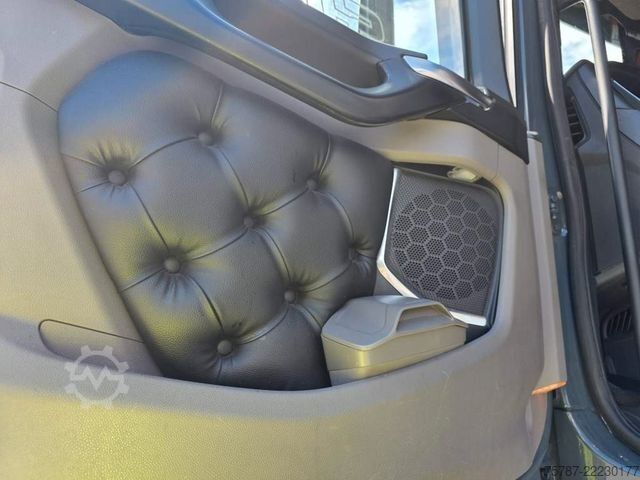 Tractor estándar SCANIA R500, 2 Kreis Hydr., Retrader, gesteppt